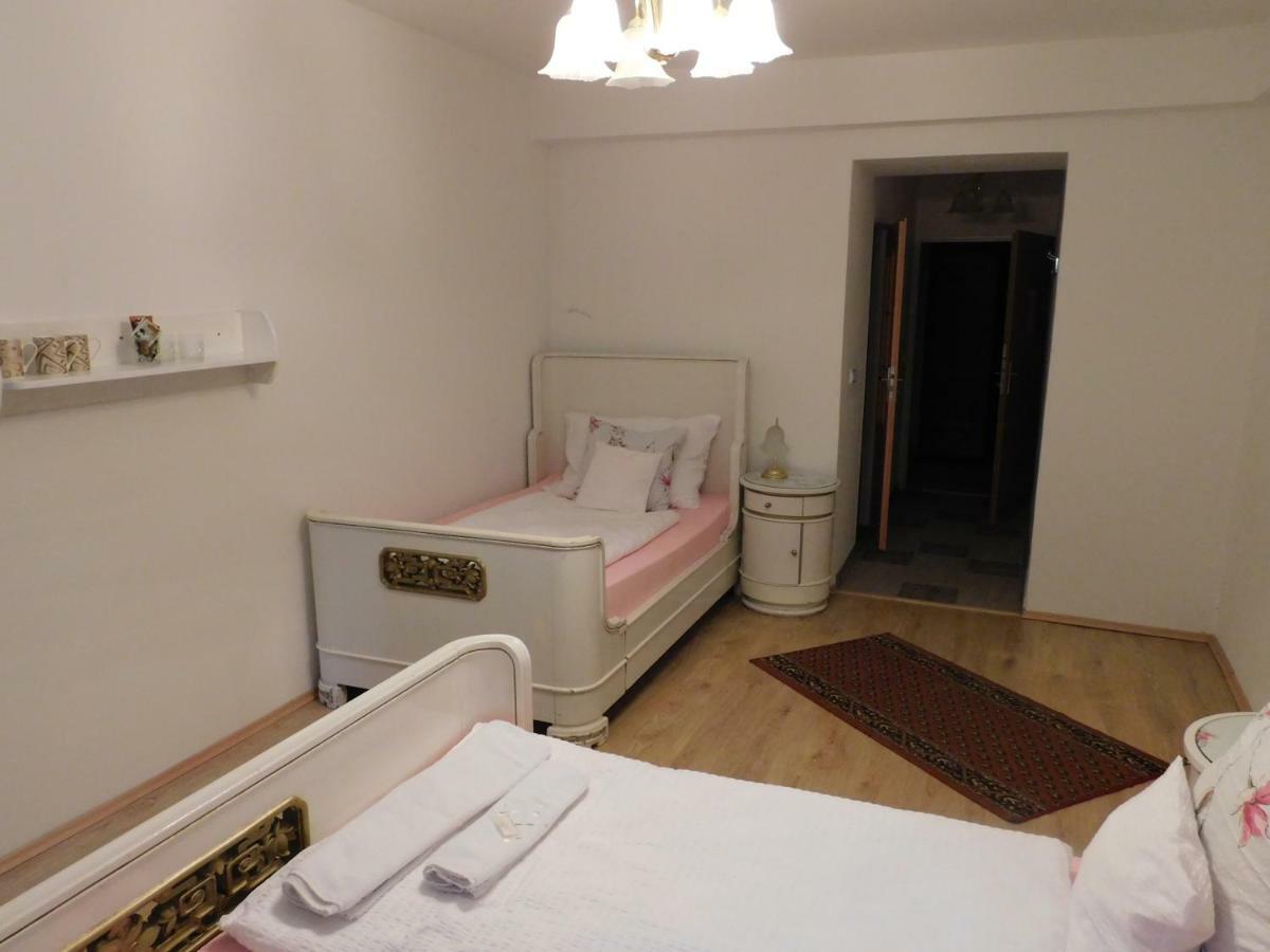 Vila Arnau Hostinné المظهر الخارجي الصورة